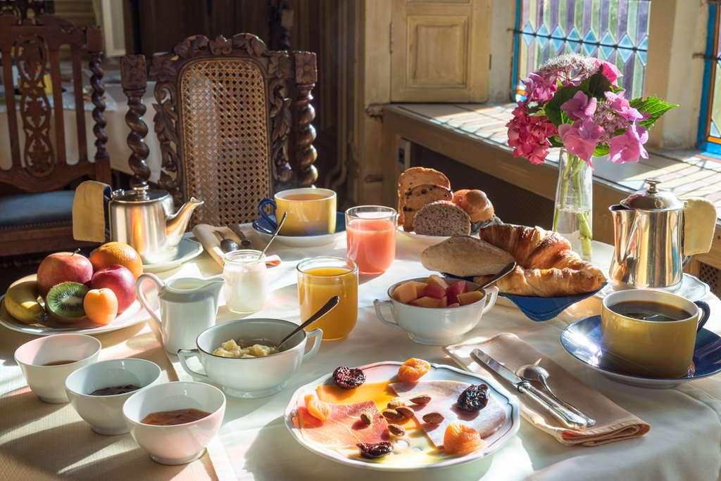 Ogchateau De Nieuil Servicios foto